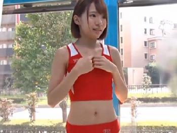 スポーティ女子の締まり抜群マンコに中出し！素人お姉さんのエロ動画