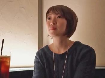 不貞サイトで知り合ったド淫乱妻が男性器を貪る不貞交尾巨乳素人人妻のエロ動画