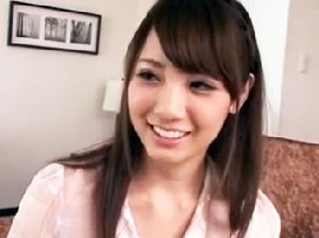 スレンダー美形お姉さんが乱交ファックで男の欲望を顔面で受け止め濃密精液まみれW巨乳顔射フェラぶっかけのエロ動画