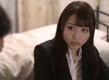 奥さんオフィスレディがひょんなことから尊敬する上司の家へ→夫よりも立派なアレを見せつけられてガッツリ寝取られお姉さんOLのエ...