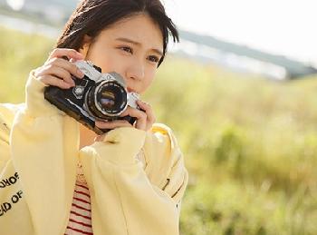 正に透き通るような透明感!若干19歳の天然美形少女がアダルトビデオデビュー美少女ロリデビュー作小倉七海のエロ動画
