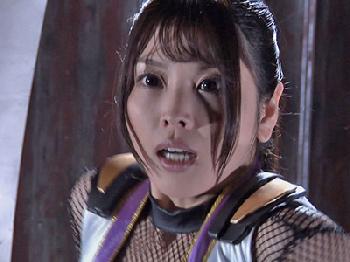 媚薬で身体の自由がきかないくノ一が敵の手により連チャンオーガズムお姉さんコスプレレイプ新村あかりのエロ動画