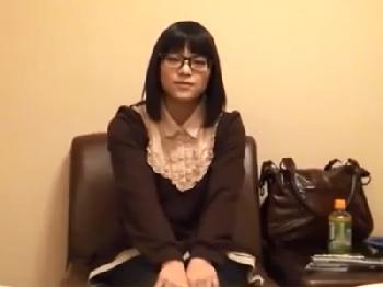 珍しい大塚＆巣鴨ナンパ！イケメンに引っかかって隠し撮りされる若奥様巨乳素人人妻のエロ動画