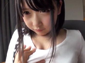 「あたし可愛くないもん」気弱な幼顔カワ娘のあったか膣内にたっぷり中出し！素人美少女ハメ撮りのエロ動画