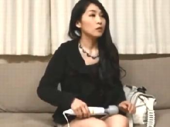 「もう一回えっちしよ」真面目そうな奥様をナンパ→一度ハメると淫獣に豹変素人人妻熟女中出しハメ撮りのエロ動画