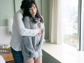 丁寧な愛撫に何度も言っちゃう美形少女が挿入後に更に乱れるH巨乳素人美少女のエロ動画