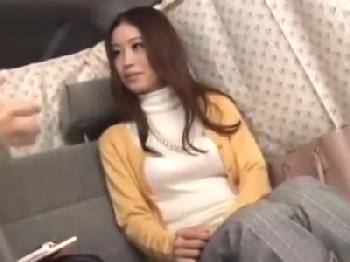 『大っきい…』街角でナンパしたセレブ妻が久々の性交に激イキ絶頂絶頂素人人妻中出しハメ撮りのエロ動画