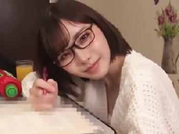 『私‥ホントは真面目なんかじゃないんです』彼女の痴女な妹に愛されすぎてこっそり子作り美少女めがね中出しのエロ動画