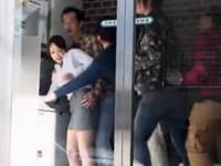 素人たちにあの手この手でドッキリ悪戯の限りを尽くす！巨乳女子校生美少女お姉さんOLマッサージのエロ動画