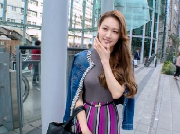 そっけないきれいなお姉さんをなんとか口説き落としてハメ撮り交尾巨乳素人ナンパのエロ動画