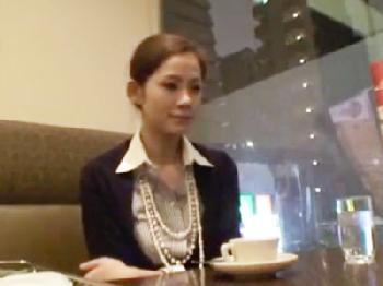 「ダンナに悪いんで…」吉田羊激似の素人奥さんが後悔先に立たずな不貞交尾巨乳人妻のエロ動画