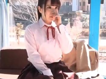 顔面射精後の明日花キララにお掃除フェラチオさせた顔が可愛すぎ巨乳顔射のエロ動画