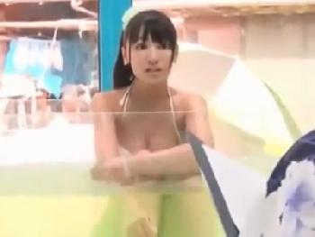 初対面の男と男女混浴した結果ムラムラしちゃって生姦してしまい中出しされちゃったビキニきれいなお姉さん素人美少女水着ナンパのエ...