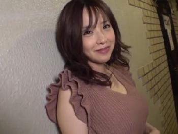 口元からエロさが溢れるFカップ素人！ノーパンデートで色情してガッツリハメ撮り巨乳お姉さんのエロ動画