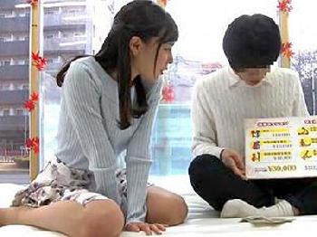 同じ学校の友人男女がマジックミラー号で男女混浴→性的興奮しだして生ハメSEX巨乳素人お姉さんのエロ動画