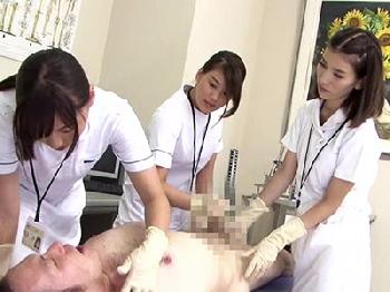 美人医者だけしかいないペニス増大クリニックで洗治療に勃起して羞恥射精美少女お姉さん痴女M男手コキのエロ動画