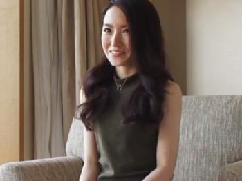 自ら望んで姦淫ファック楽しんじゃう欲求不満な巨大乳房マダム巨乳素人痴女人妻のエロ動画