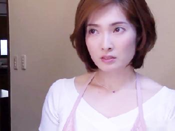 『駄目よ…私には夫が居るの…』美形マダムの華奢な肢体にむしゃぶりつくハゲ親父お姉さん人妻顔射のエロ動画