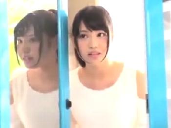 『なんですか…これ』ナンパした女子大生をマジックミラー号に連れ込み容赦なくハメる素人美少女のエロ動画