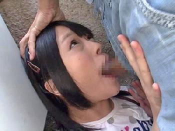 同じマンションに住んでるJ●に媚薬投与しイラマチオ強姦美少女ロリのエロ動画