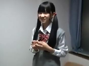 『え…中？』ミニ系カワ女子校生に無許可中出しで妊娠確定！素人美少女ロリのエロ動画