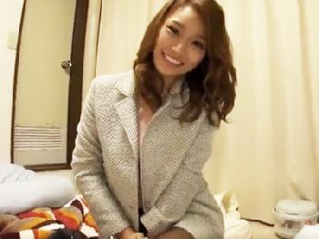 若いイケメン好きのヤリマンギャルを悪いけどオジサンが男性器ハメするよW素人お姉さん痴女ハメ撮りナンパのエロ動画