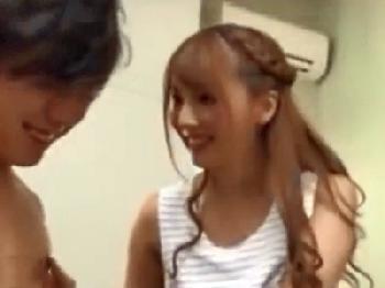 三上悠亜ちゃんがファン陰茎をパイズリ→膣コキ奉仕巨乳美少女痴女のエロ動画