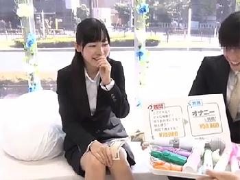 こんな清純清楚で照れ屋なオフィスレディでも同僚とセクロスしてしまうお金の力よ素人お姉さん痴女OLナンパ盗撮のエロ動画