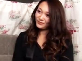 色気が溢れ出すぎちゃってる奥様を巧みに脱がせて不貞FUCK敢行巨乳素人人妻中出しハメ撮りナンパのエロ動画