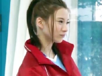 淫靡なマッサージで体が火照っちゃったアスリート女子が恍惚顔でペニ棒懇願素人美少女中出し盗撮のエロ動画