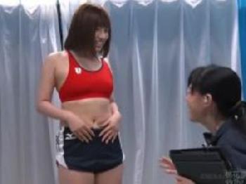 現役陸上部な素人娘をマッサージと騙してナンパ→中出し！美少女のエロ動画