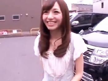 『全部ぶちまけてっ！』素人男性宅に突撃して激しいFUCKを披露する痴女お姉さん顔射のエロ動画