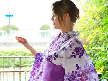 美しい金髪ヘアーの巨大乳妻ロシア人が日本人と真正中出し解禁巨乳人妻ヴァレンタリッチのエロ動画