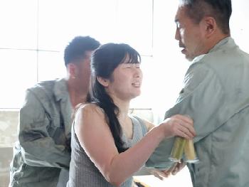 夫の再婚相手に手を出してしまった息子…親子の両方に抱かれた妻は毎日求められて…痴女人妻熟女近親相姦黒澤雪のエロ動画