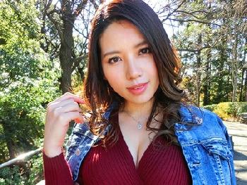 おいおいこんなハーフデカヒップ女が中出しOKのド性的変態だなんて巨乳素人ギャル痴女デビュー作のエロ動画
