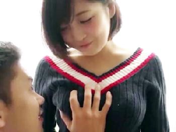 パッと見純情そうなのにド淫乱ボディの黒髪ミニ系少女と真昼間からホテルパコ巨乳素人美少女ロリ痴女ハメ撮り広瀬うみのエロ動画