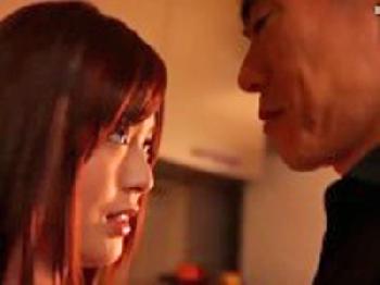 ファーザーコンプレックスの毛がある奥様が義父と濃密性行為に堕ちる！巨乳人妻顔射近親相姦のエロ動画