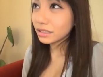 チューさえも恥ずかしがる絶世の美形お姉さん→実は隠れでたわわな乳房を曝け出してプロ男優も猛烈興奮ピストン！巨乳素人顔射のエロ...