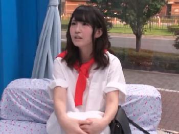 清純清楚系な素人娘が哀れなSEXを知らない男君を仕方なく奉仕抜き美少女童貞中出しのエロ動画