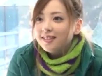マジックミラー号に乗車したばっかりに彼氏以外の男に中出しされちゃう素人娘お姉さんマッサージのエロ動画