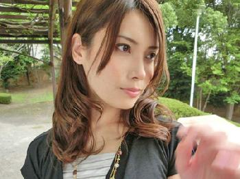 育ちの良さとは裏腹にプライドを捨てドマゾに乱れ狂う素人主婦お姉さん人妻中出しのエロ動画