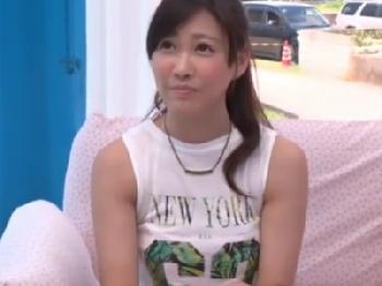 キモチェリーボーイくんの筆おろしを積極的に始めちゃう水着素人巨乳痴女童貞のエロ動画