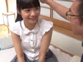 『おじいちゃん!らんめぇええ!』笑顔の可愛いJ○がおじいちゃんに性開発される美少女ロリ近親相姦のエロ動画