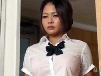 『お兄ちゃん何してんの?』ミニスカートギャル女子校生の義理妹にオナニーを見られた兄貴が暴走して近親中出し巨乳近親相姦のエロ動...