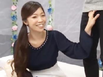 街を歩いていた仲良し大学生にエロミッション与えたら友人の壁を越えて濃密種付けパコ開始したW素人美少女中出しナンパのエロ動画