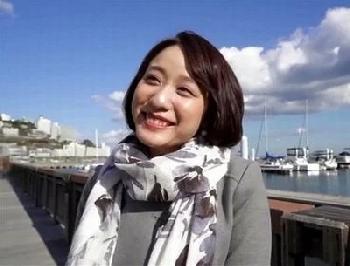 隠れビックおっぱいのGカップ！結婚してまだ3年のマダムが浮気アダルトビデオでイキ狂いW巨乳素人人妻ハメ撮りのエロ動画