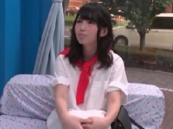 素人娘をナンパ→マジックミラー号で中出し展開！美少女のエロ動画