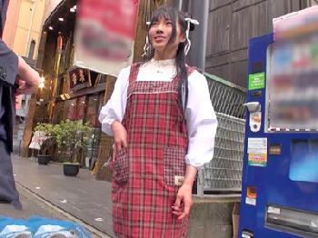 中華街で働いてたまだ垢抜けない台湾娘の店員をナンパハメ素人美少女のエロ動画