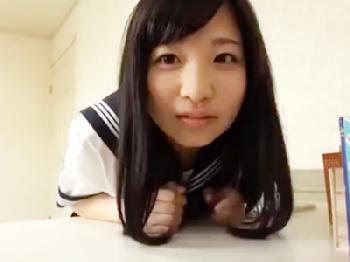 「挿れてもいいよね？」欲情期な美形少女女子校生がSEXを知らない男家庭教師を誘惑パコ！美少女童貞オナニーのエロ動画