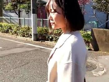 巨大オッパイ美形少女のカップルでファック!警戒心の無い兄貴の彼女が一人暮らしの僕のアパートに転がり込んできて…巨乳美少女二階...